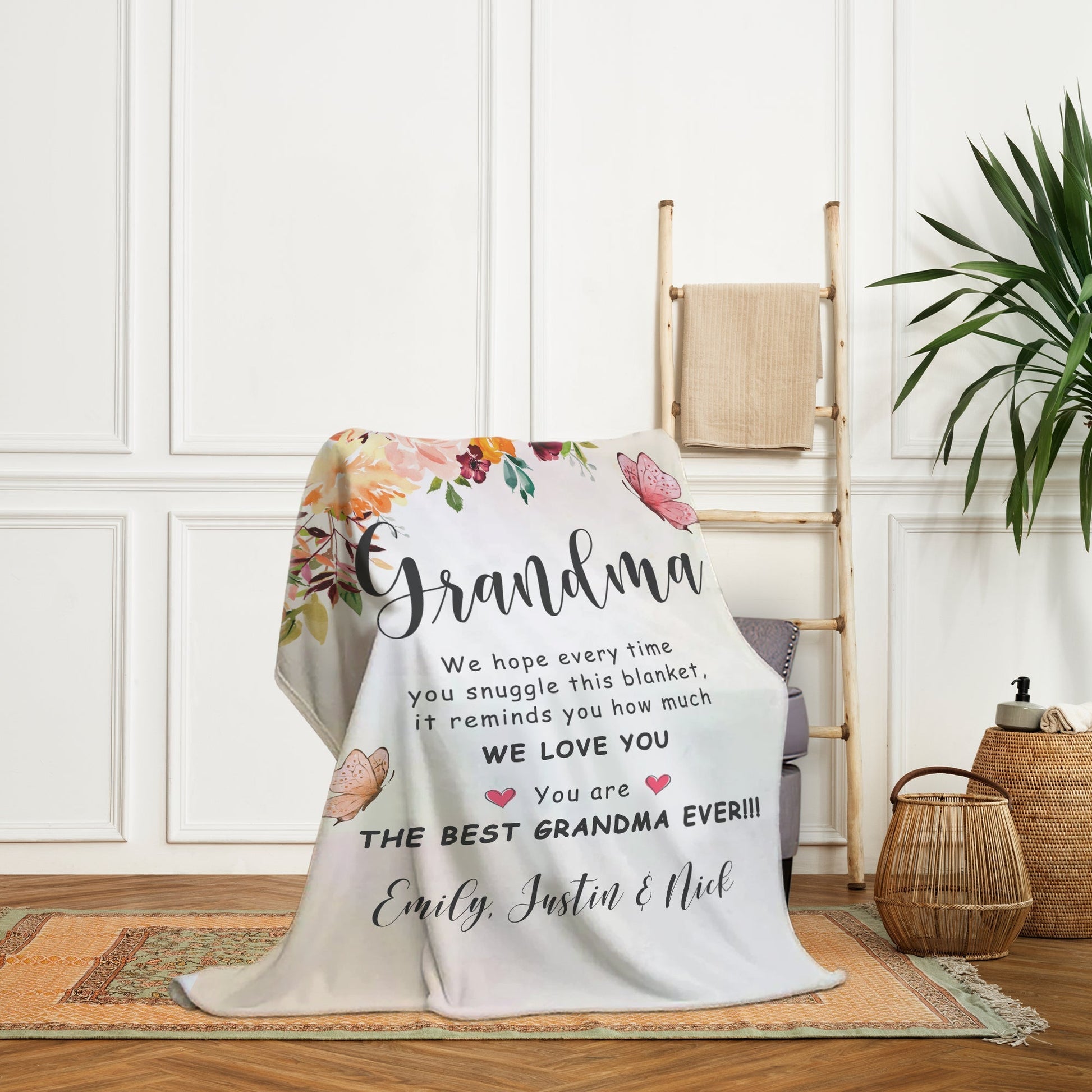 You are the best grandma ever - Personalized Mother's Day or Birthday gift for Grandma - Custom Blanket - MyMindfulGifts