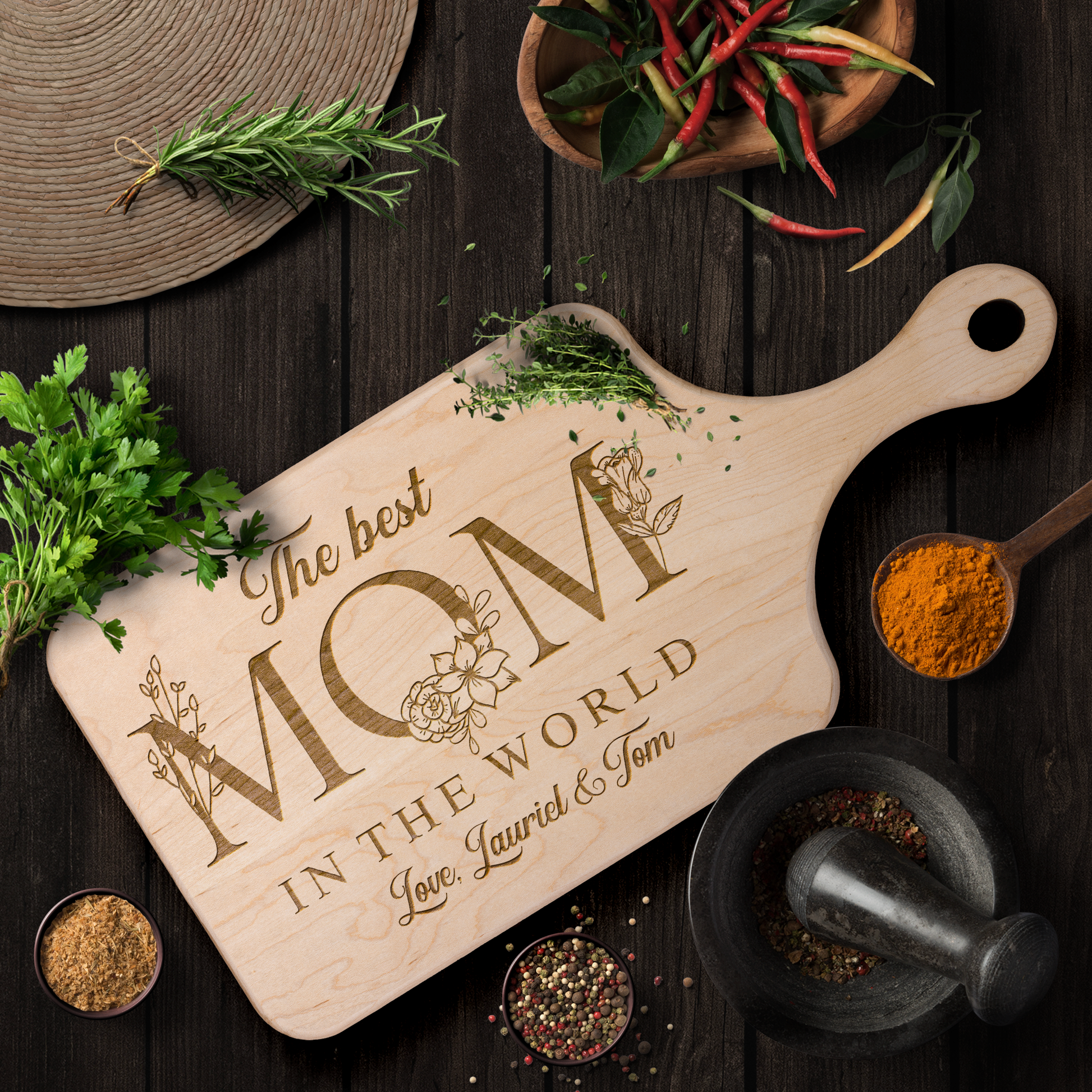 Personalized_Mom_Cutting_Board__Custo_Light_Handle_Horizontal_Lifestyle_Mockup.png